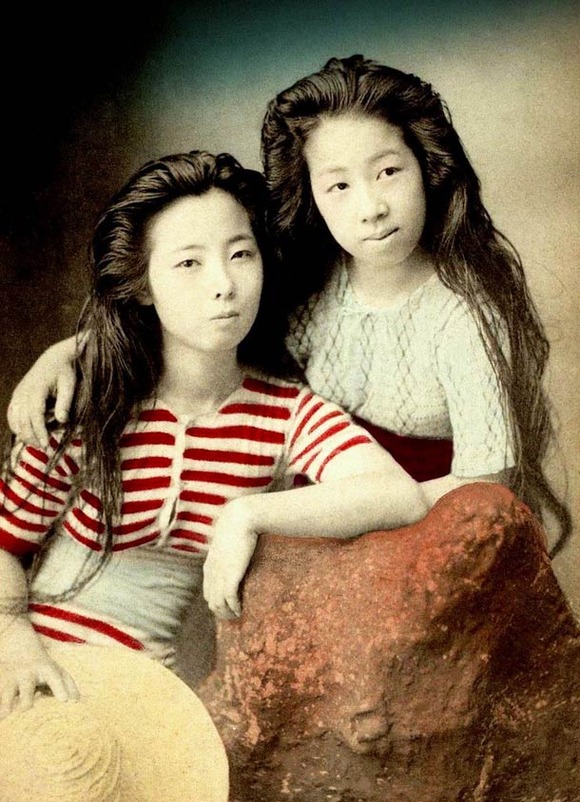 Swimsuit-girls-from-old-Japan-20