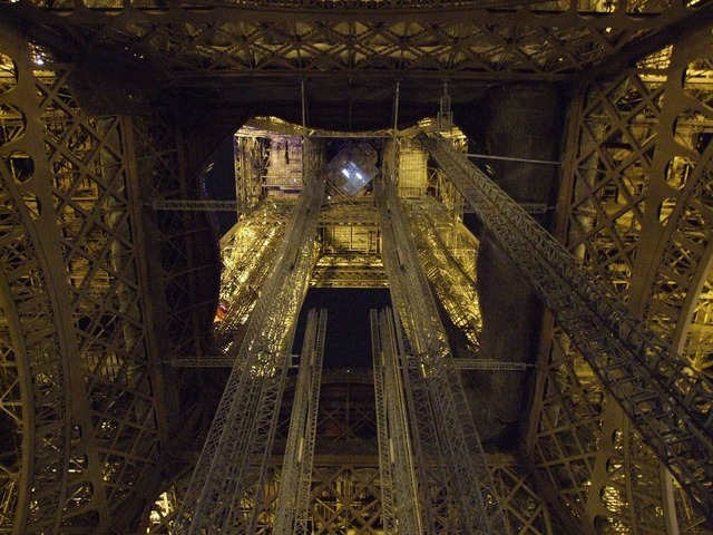 eiffel tower metal frame close up 21