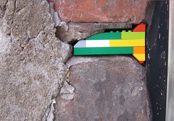 lego_street_art_1