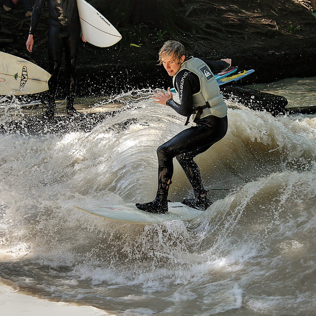 munich eisbach surf surfing 2