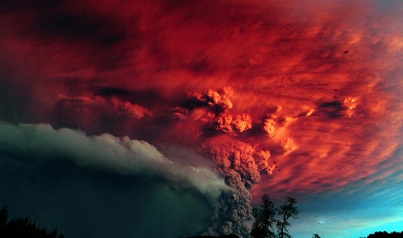 active-volcano-photos-14