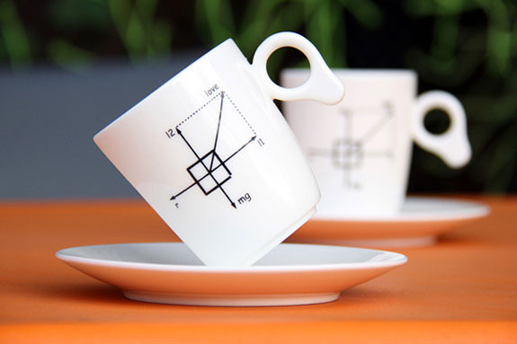 creative-mugs-zero-gravity-1
