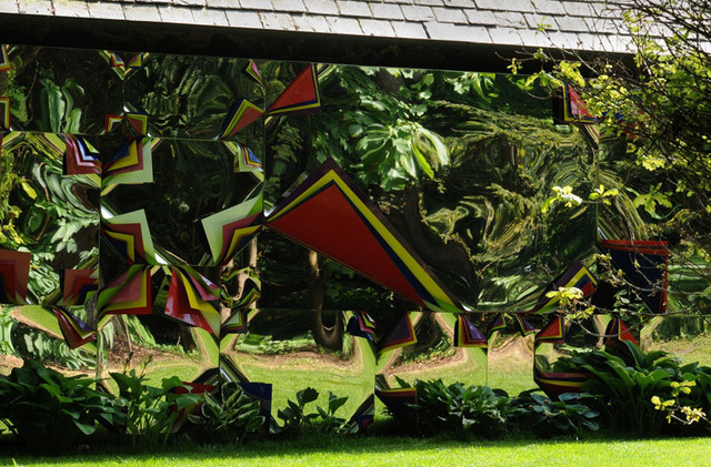 jim-lambie-a-forest-hupiter-artland-designboom-05