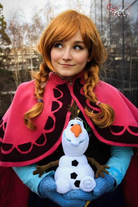 anna_frozen_cosplay_by_majcosplay-d75xprz