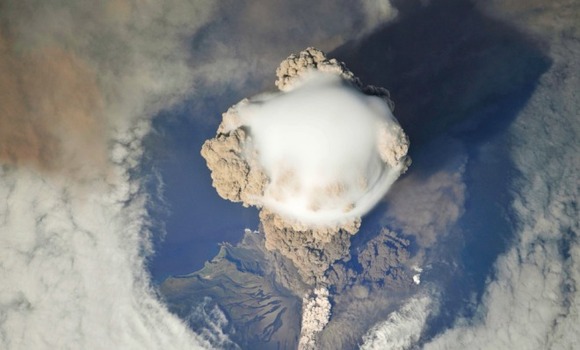 active-volcano-photos-2