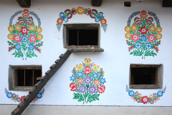 zalipie_poland_painted_village_flowers_8