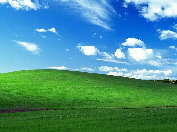 microsoft-windows-xp-bliss-wallpaper-charles-orear-1