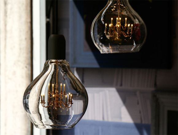 mineheart-chandelier-lightbulb-designboom-02