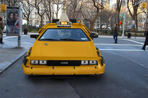 お好きな時代にお運びします！タクシーとなったバック・トゥ・ザ・フューチャーのデロリアン！ : ジャポンタ
