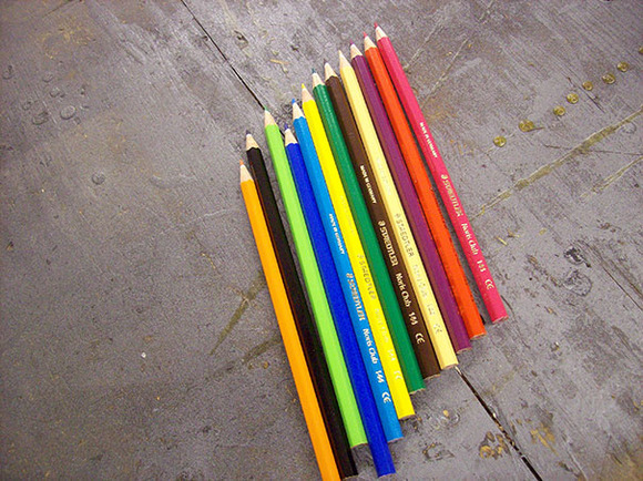 coloured-pencils-ring-peter-brown-2