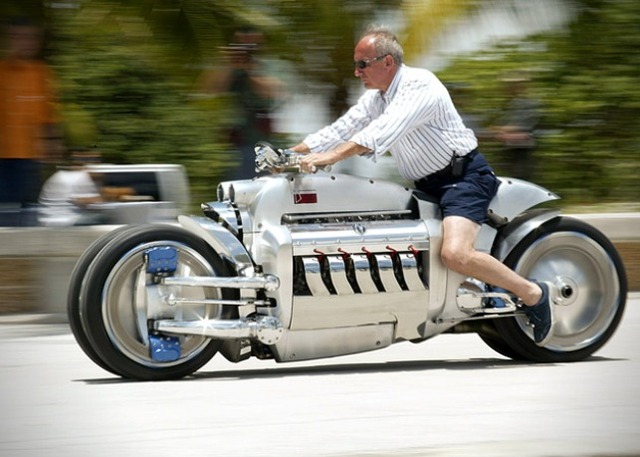 Dodge-Tomahawk-2