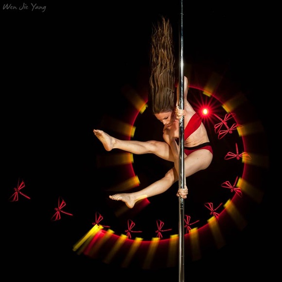 Pole-Dance-Light-Painting-Wen-Jie-Yang-6