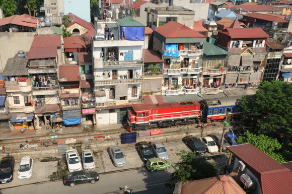 Railway-Hanoi6