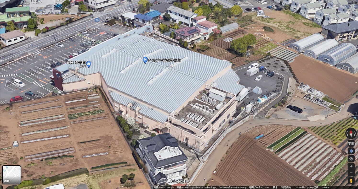 「用地買収に失敗して意地で通しちゃったっぽく見えるスーパー」が話題に くまニュース 「用地買収に失敗して意地で通しちゃったっぽく見えるスーパー」が話題に くまニュース