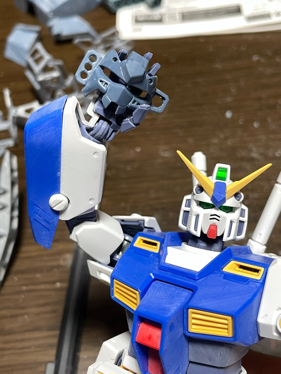 Amazon.com: Bandai Spirits Hobby MG 1/100 Gundam NT-1 (Ver