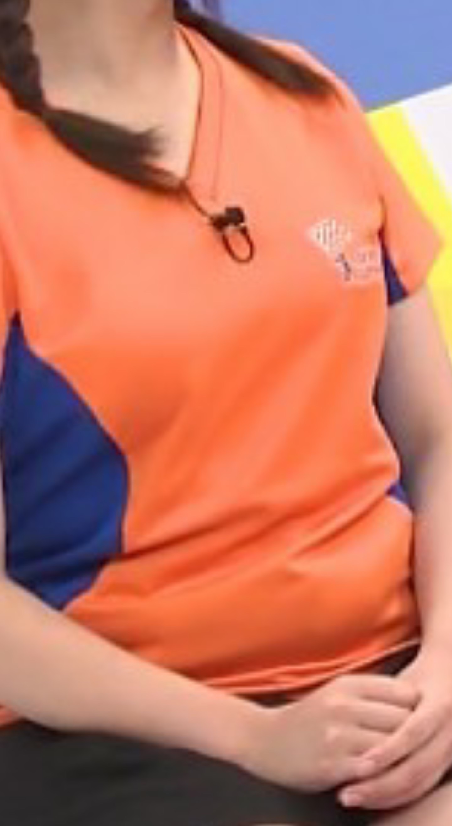 橋本環奈 胸 腕 腰 足 そして腹 全てがムチムチでテレビ出てた橋本環奈ちゃんに敬礼 橋本環奈 最新グラビアの新宝島