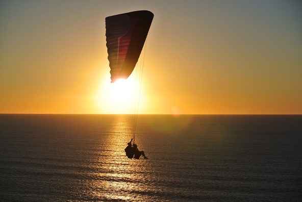 paragliding-918721_960_720