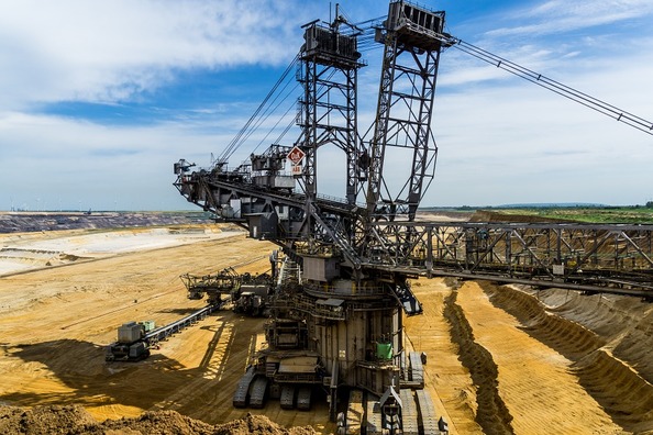 excavators-1056557_960_720