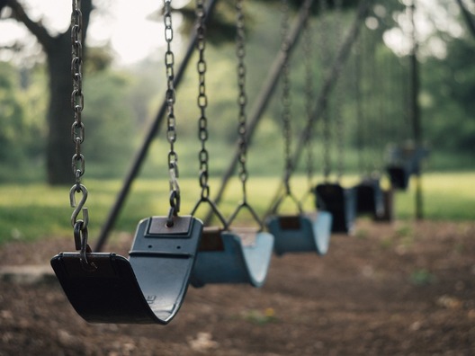 swing-846077_960_720