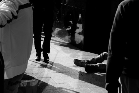 homeless-212591_1280