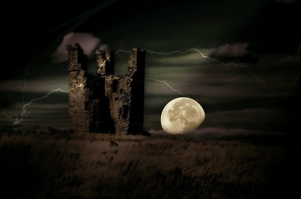 castle-2732080_960_720