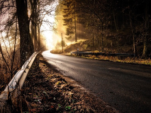 road-2072528_960_720