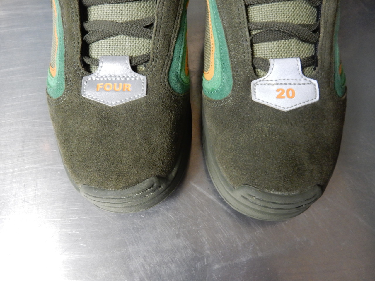 I PATH : mota FOUR20 : Q's SNEAKER DAWG