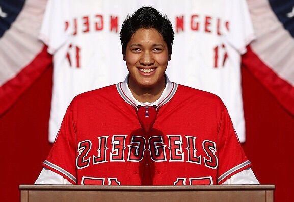 Baseball Days なんjおんj 朗報 大谷翔平さん 左右対称でもイケメン Baseball Days なんjおんj 朗報 大谷翔平さん 左右対称でもイケメン