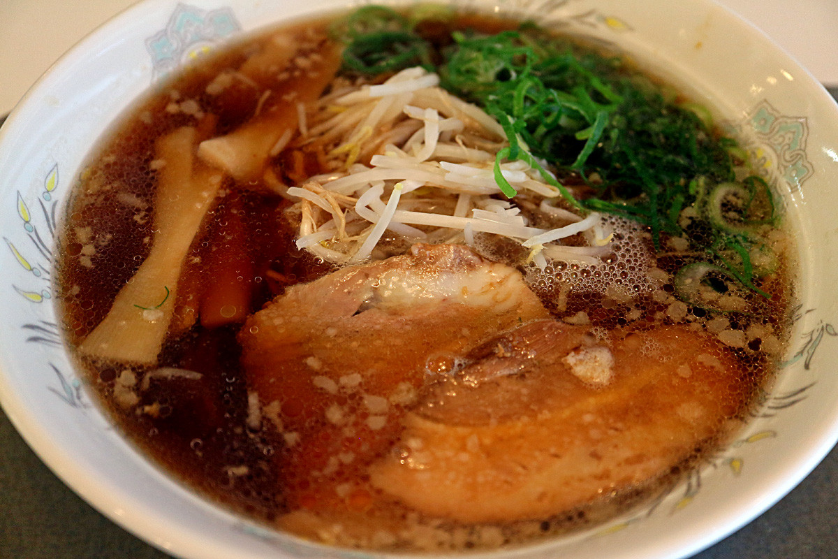 千園 光町店 醤油ラーメン 呉のメバル師 千園 光町店 醤油ラーメン 呉のメバル師