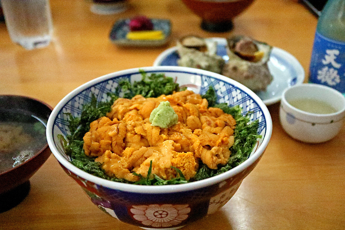 花房商店 島根 うに丼 サザエ 冷酒 呉のメバル師 花房商店 島根 うに丼 サザエ 冷酒 呉のメバル師