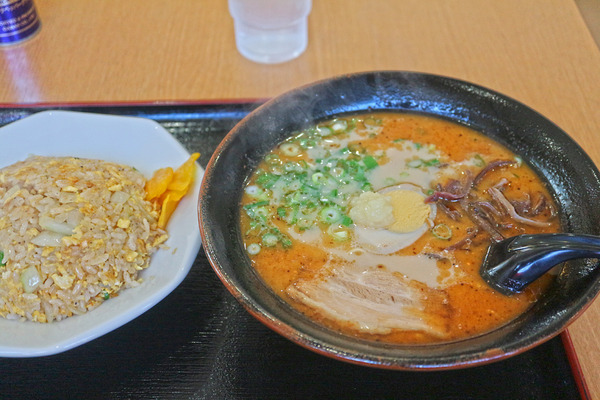 ムツゴロウらーめん黒瀬春日野店 ムツゴロウらーめん 焼めしセット 呉のメバル師