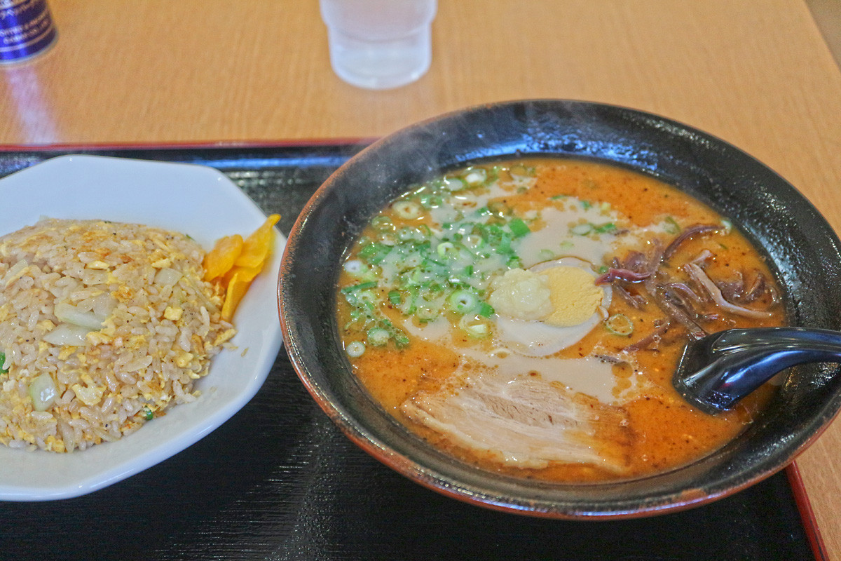 ムツゴロウらーめん黒瀬春日野店 ムツゴロウらーめん 焼めしセット 呉のメバル師