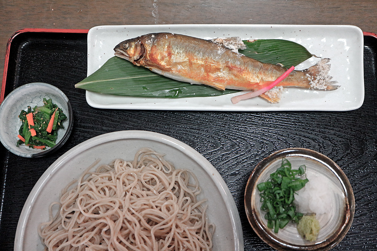 和味 なごみ エコミュージアム川根 鮎の塩焼き ざるそば むすび 呉のメバル師 和味 なごみ エコミュージアム川根 鮎の塩焼き ざるそば むすび 呉のメバル師