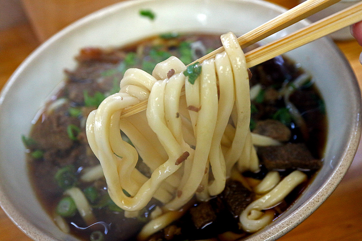 今浪うどん 小倉 肉肉うどん 呉のメバル師 今浪うどん 小倉 肉肉うどん 呉のメバル師