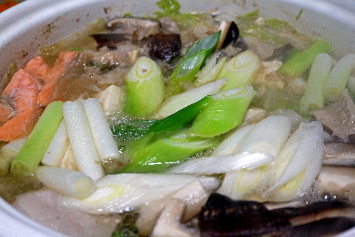 おさるの 白ねぎ屋さん 白ねぎ鍋 呉のメバル師