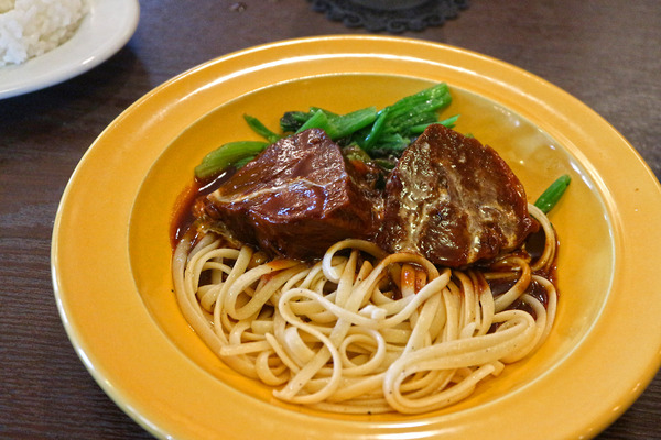12牛ほほ肉のワイン煮込みIMG_6247