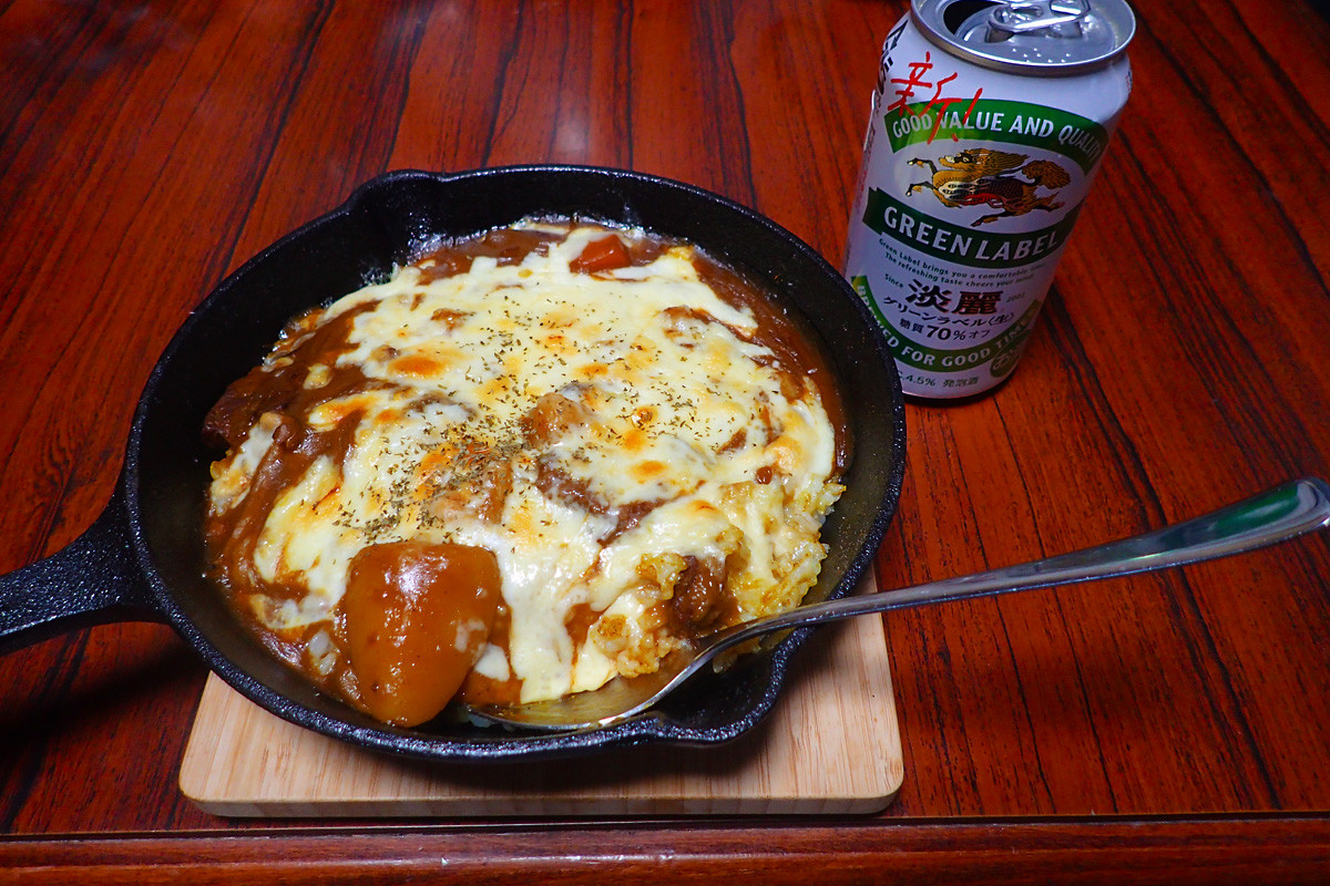 スキレットで 焼きカレー 呉のメバル師 スキレットで 焼きカレー 呉のメバル師