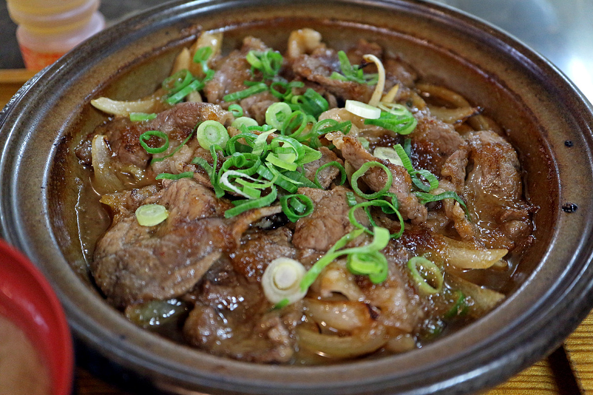 ウルルカフェ 阿賀 焼肉ランチ 呉のメバル師