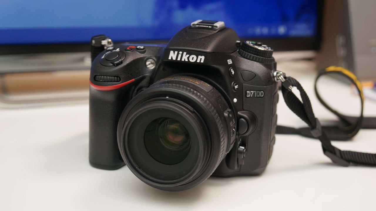 ★Nikon D7100★キャンプ・海・山に行くなら！★本格派の名機★スマホ転送 ☆Nikon D7100☆キャンプ・海・山に行くなら！☆本格派の名機