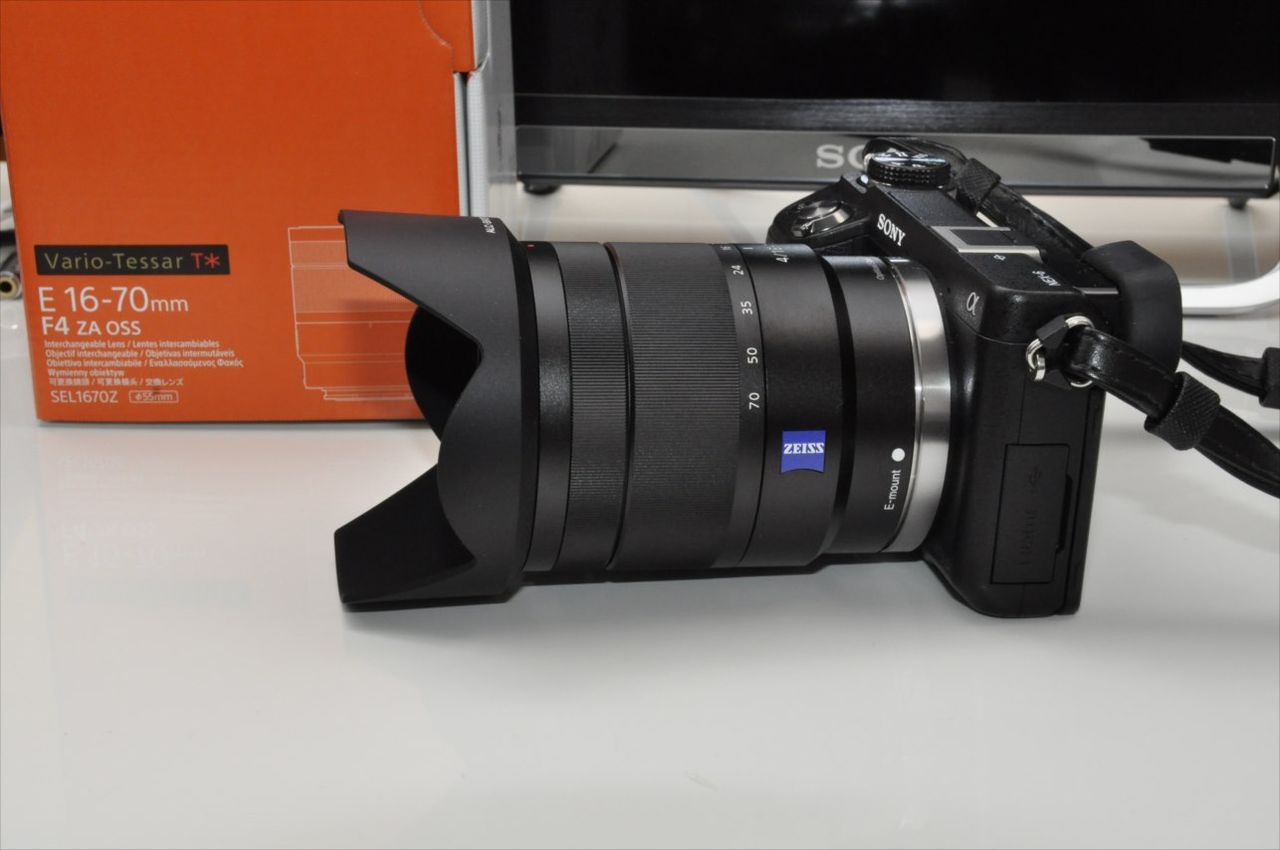 SEL1670Z SONY α Eマウントレンズ ZEISS SEL1670Z SONY α Eマウントレンズ ZEISS
