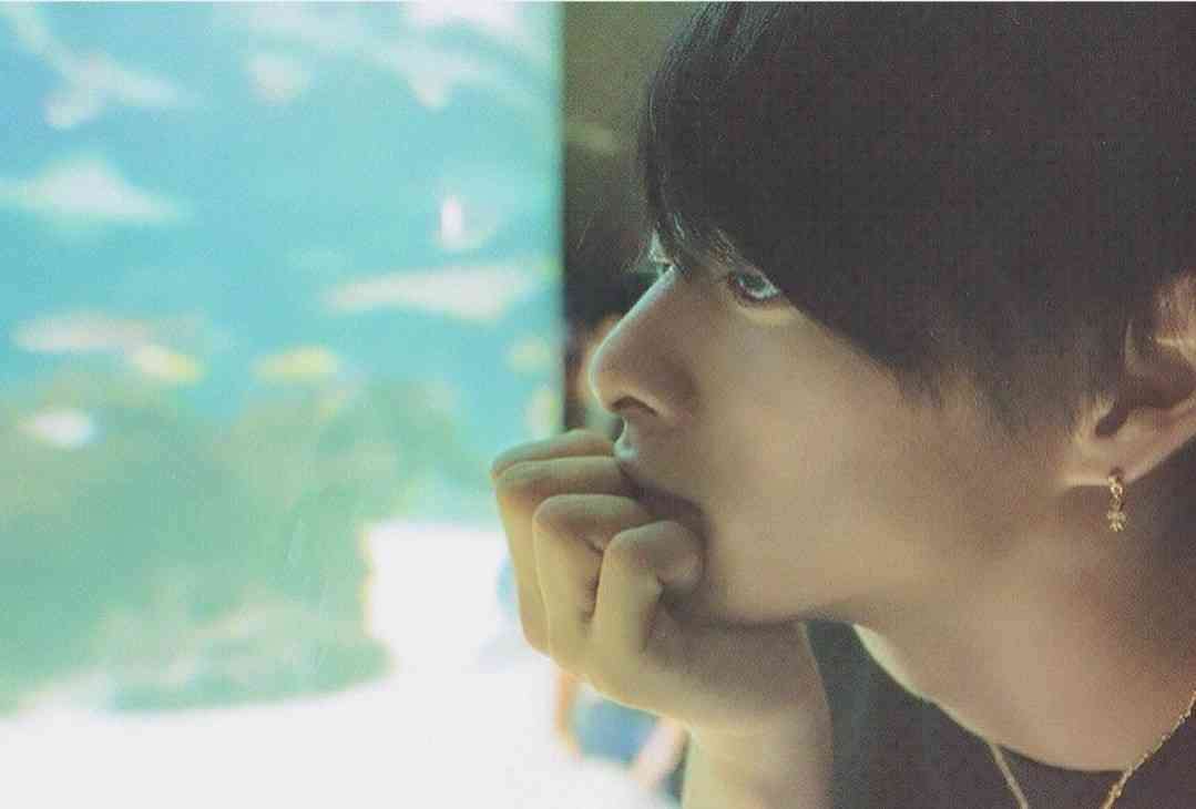 永瀬廉 画像 横顔