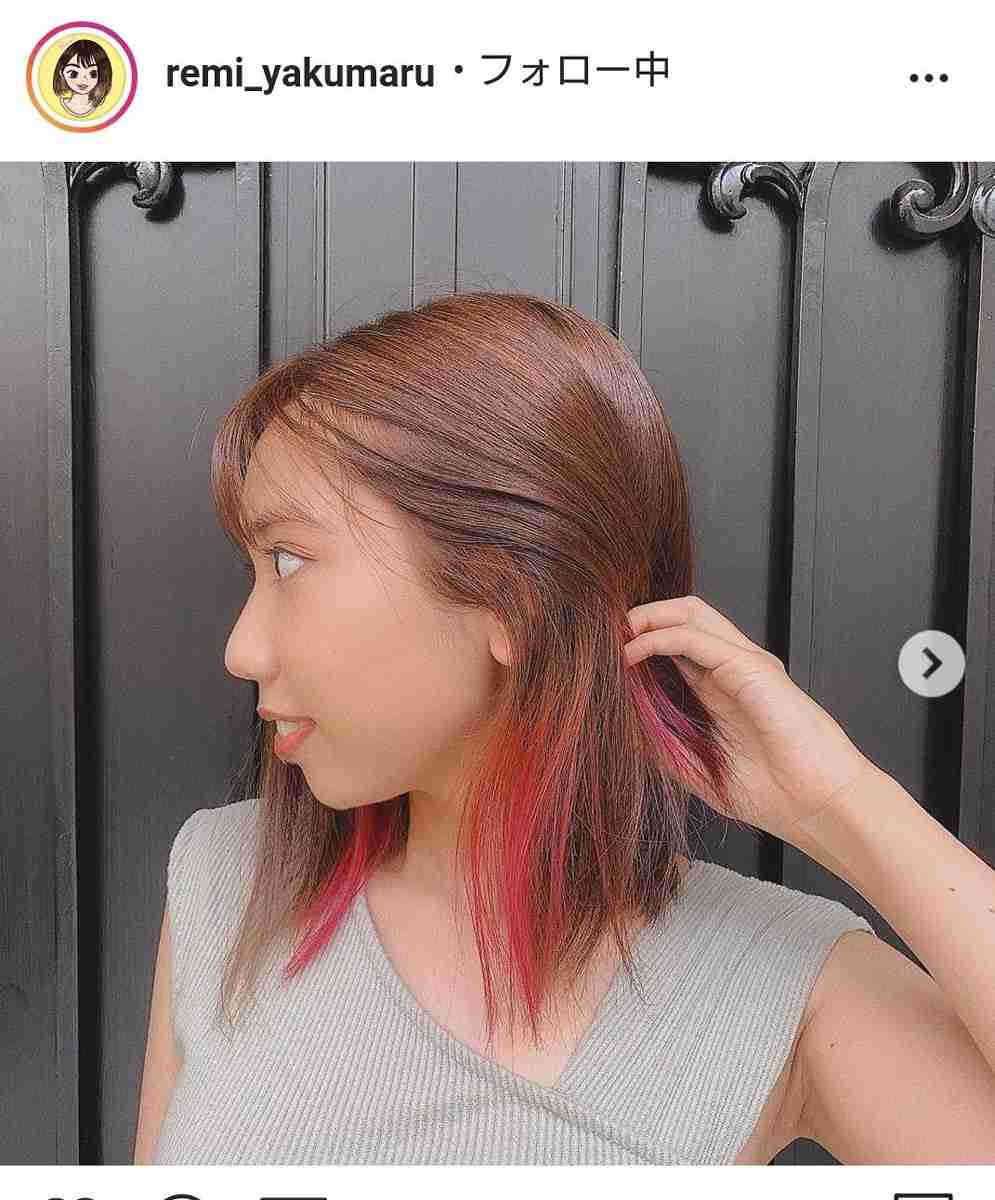 薬丸裕英 石川秀美さんの長女 玲美 ショッキングピンクヘアにイメチェン 可愛すぎる の声 Girls速報