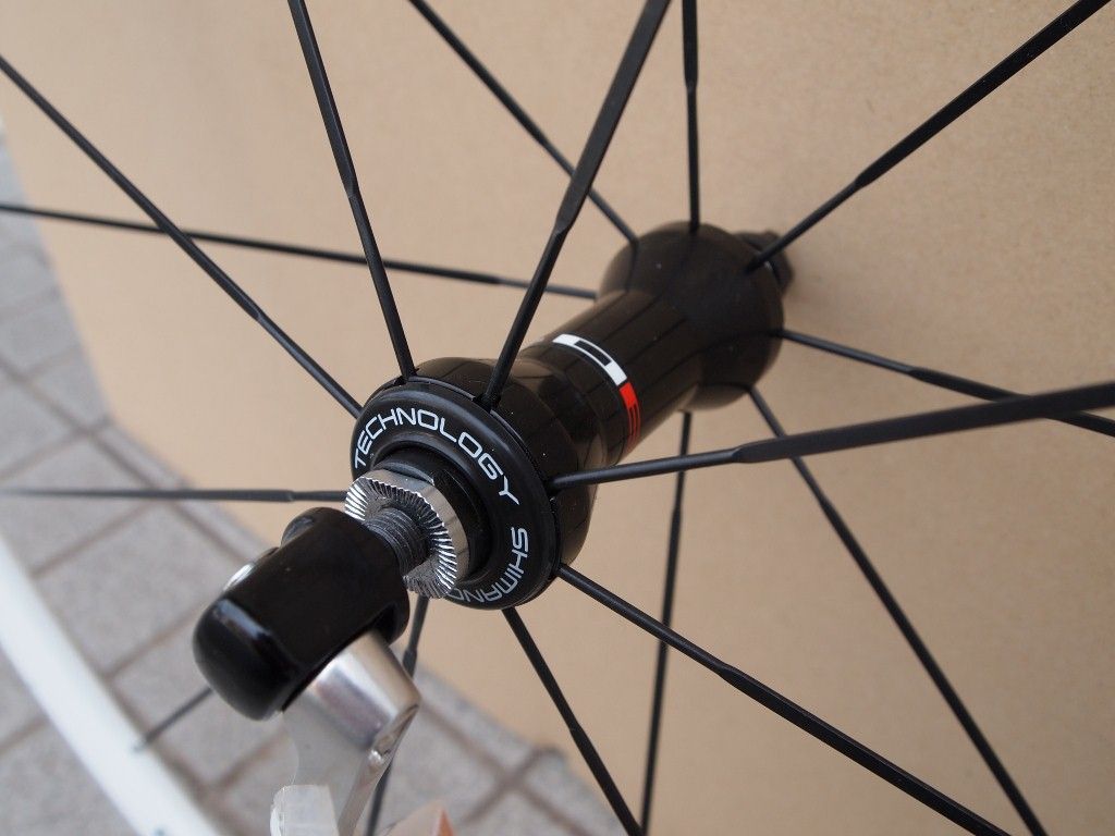 ☆シマノWH－RS30＠ホワイトバージョン先行予約発売品☆ : 多