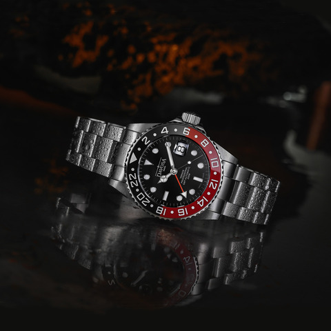 TernosProfessionalGMT_TT_16157190_Lifestyle