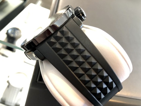 DA527288-23D6-4A52-B956-618CB695CDED