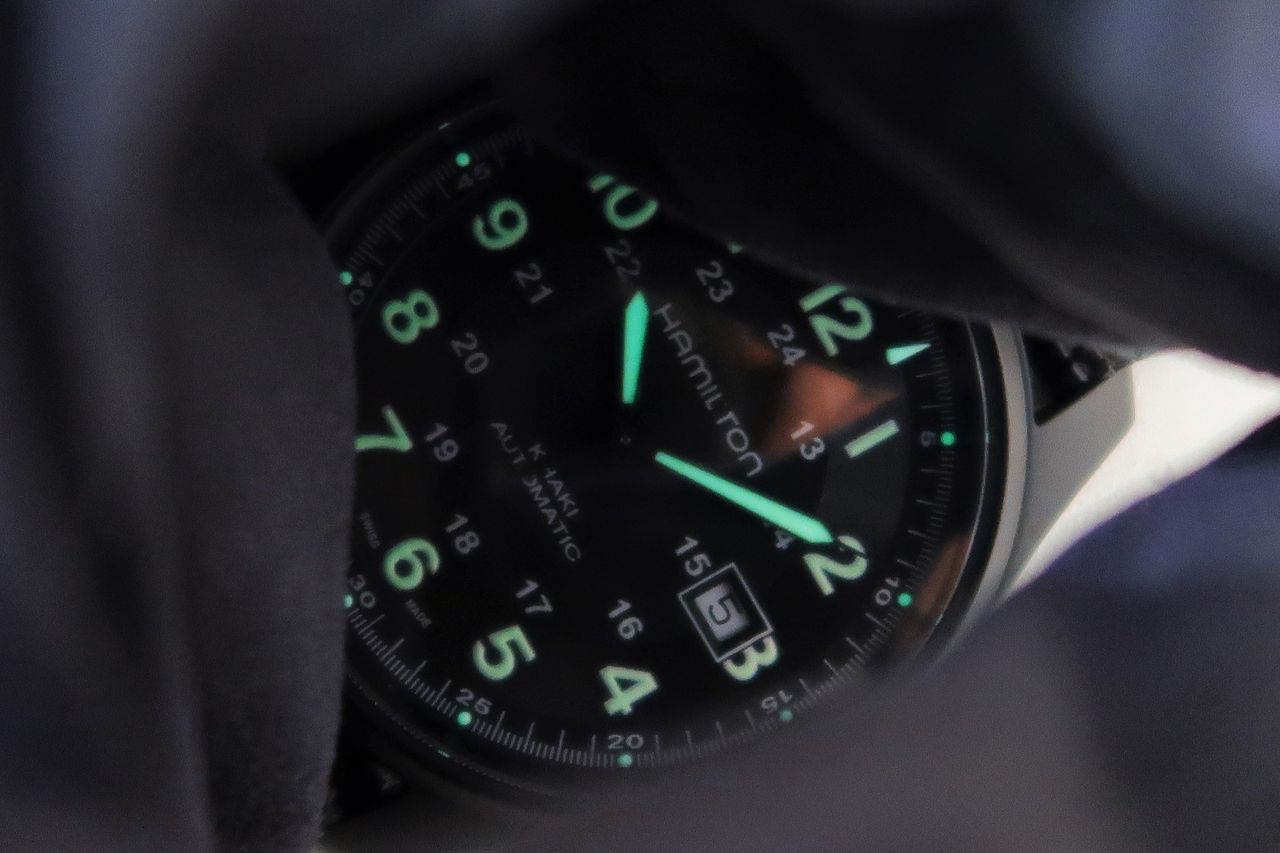 H70575733】ハミルトン×チタン : QUELLE HEURE -ケルエ- 大阪心斎橋店