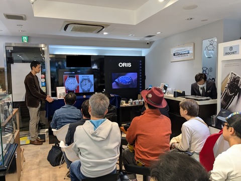 PXL_20241130_065752276-1