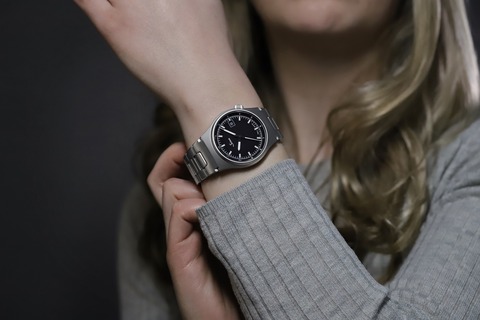 PRO_BW_QU_544-wrist__SALL__APR2__V1