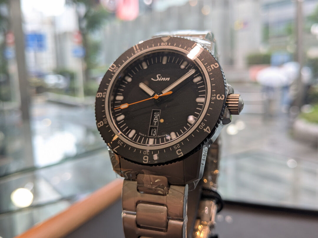 Sinn】ツールウォッチに“ひとクセ”あり？105シリーズの2つの選択肢