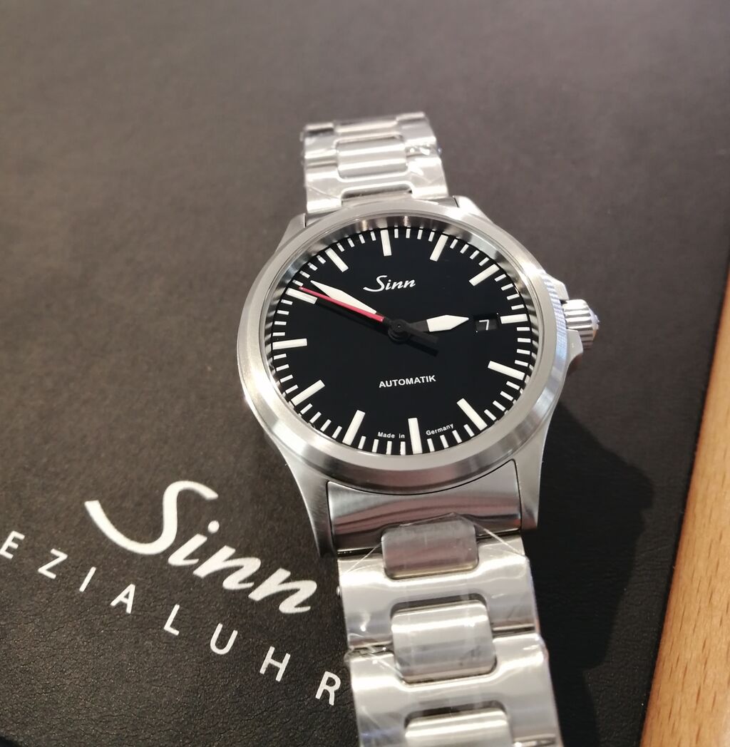 sinn 556.I.RS】新作の赤針 : QUELLE HEURE -ケルエ- 大阪心斎橋店 by 光陽